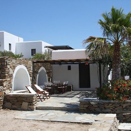Petra Holiday Village Иос Хора Екстериор снимка