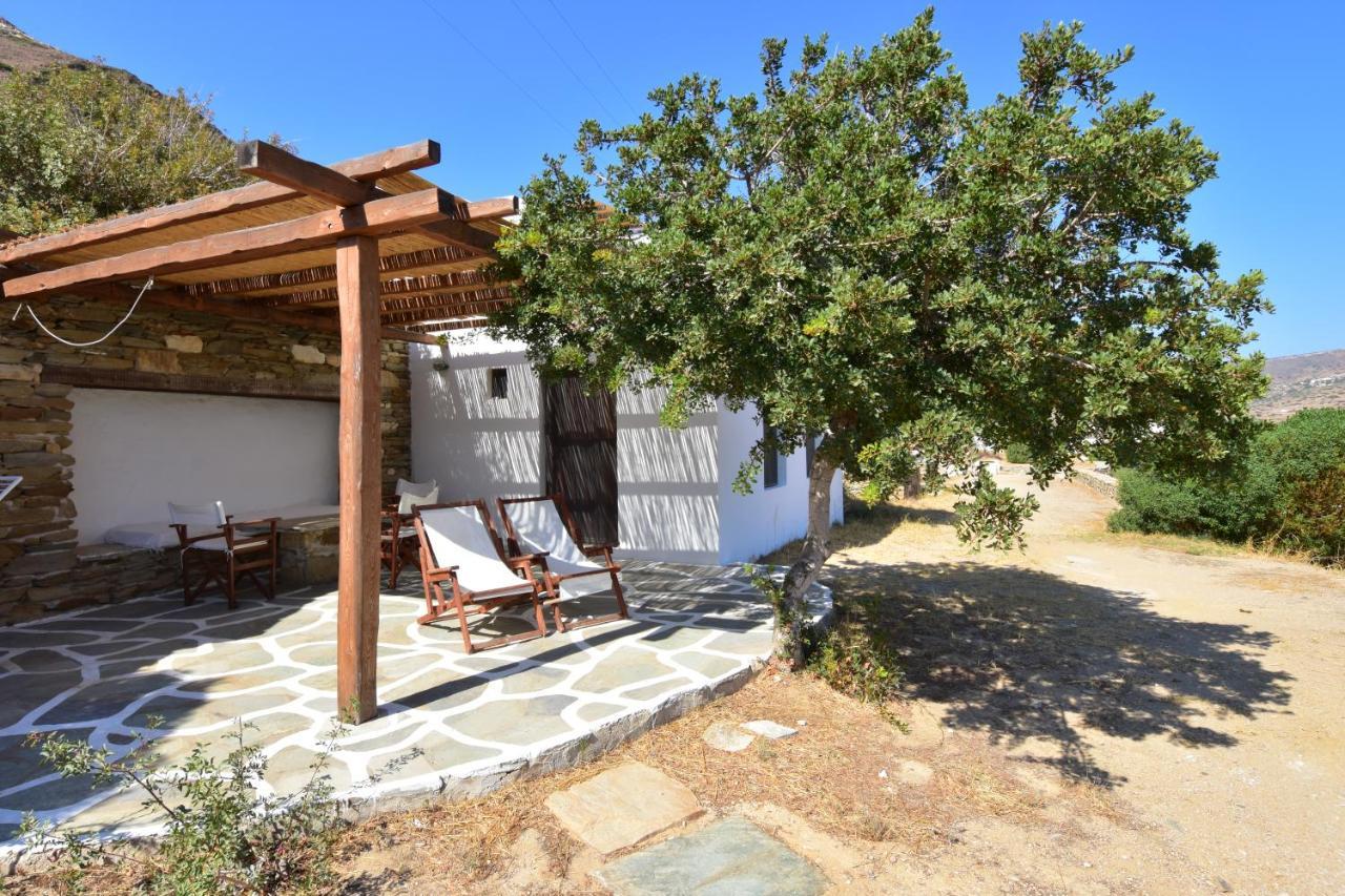 Petra Holiday Village Иос Хора Екстериор снимка