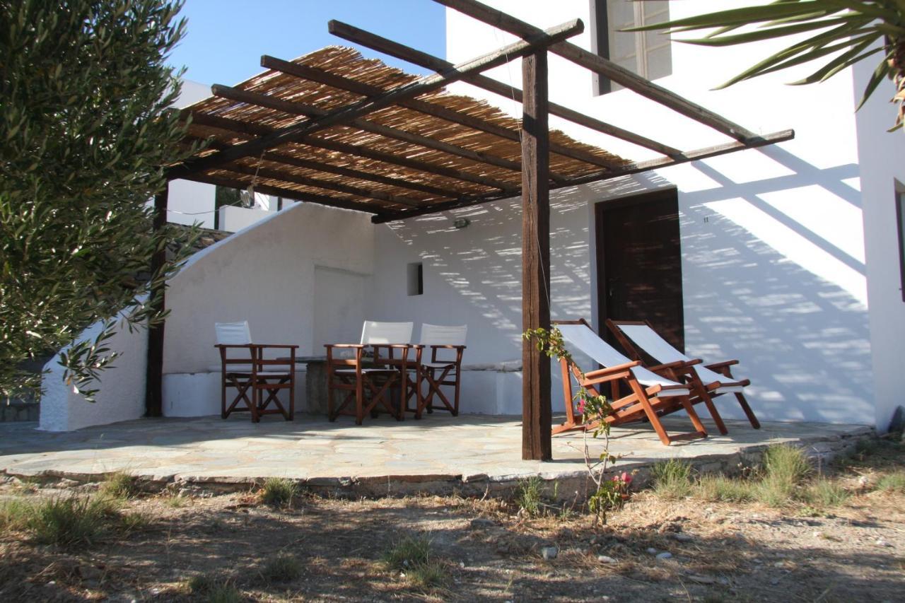 Petra Holiday Village Иос Хора Екстериор снимка