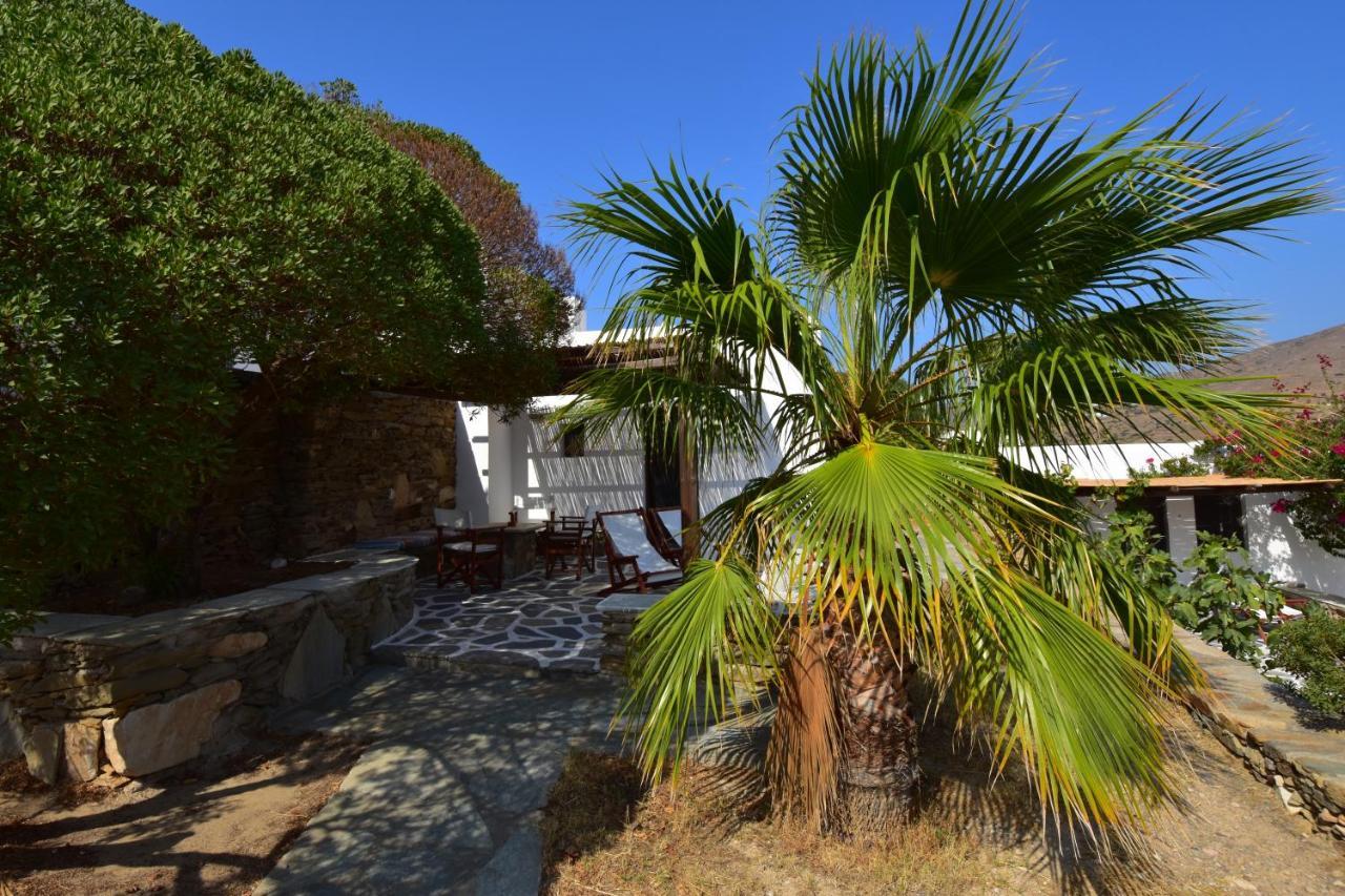 Petra Holiday Village Иос Хора Екстериор снимка